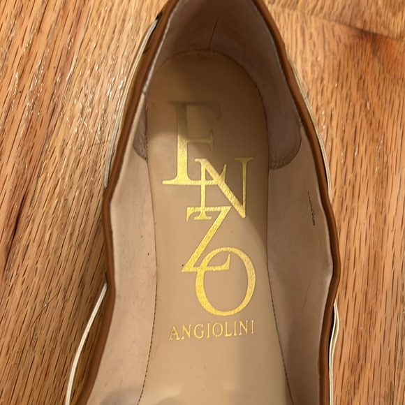 Enzo Angiolini Gold and Camel Ballet Flats - Picture 8 of 9